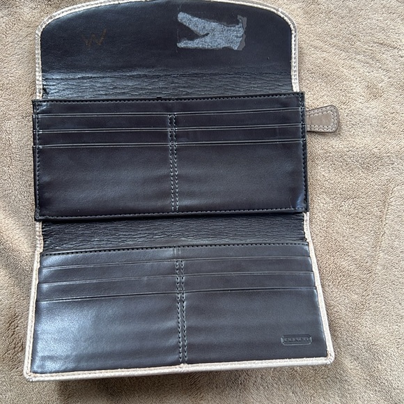 Coach bundle - Picture 7 of 10